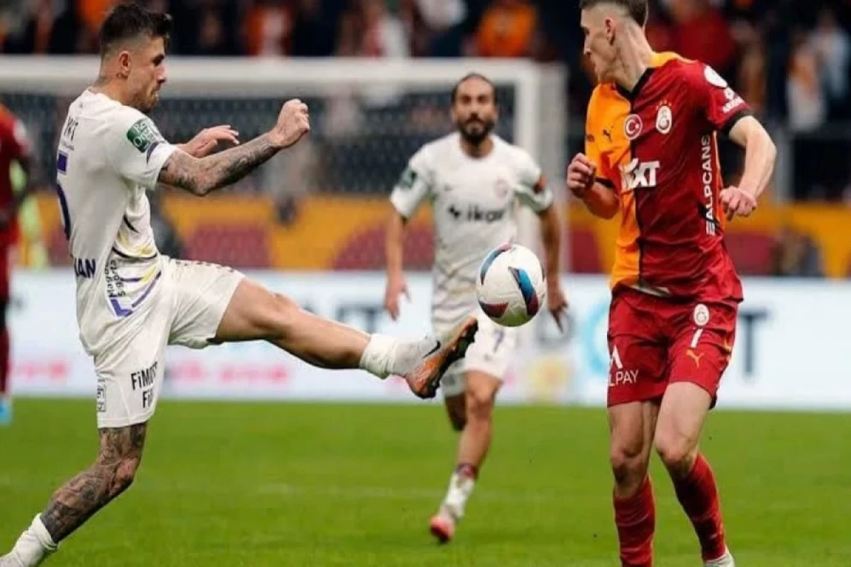 “Qalatasaray” səfərdə qələbə qazandı