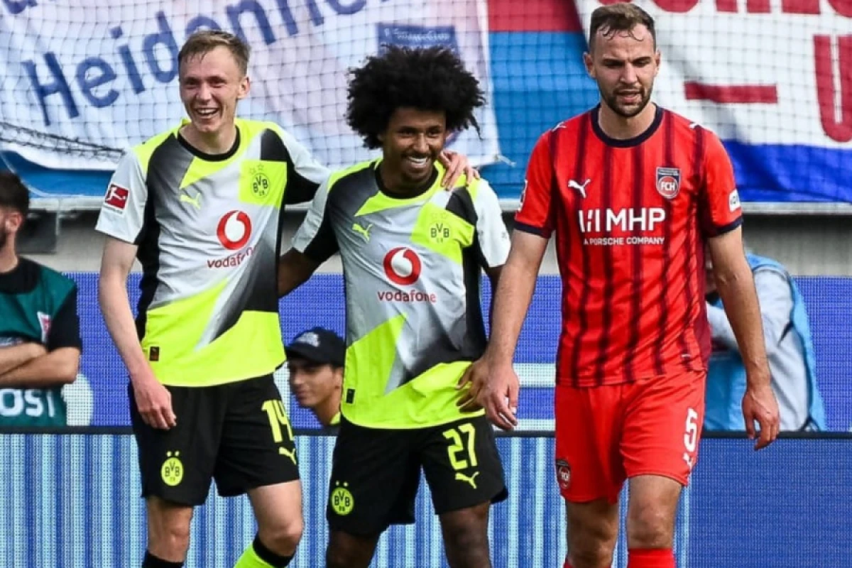 "Borussiya Dortmund" qələbə qazandı