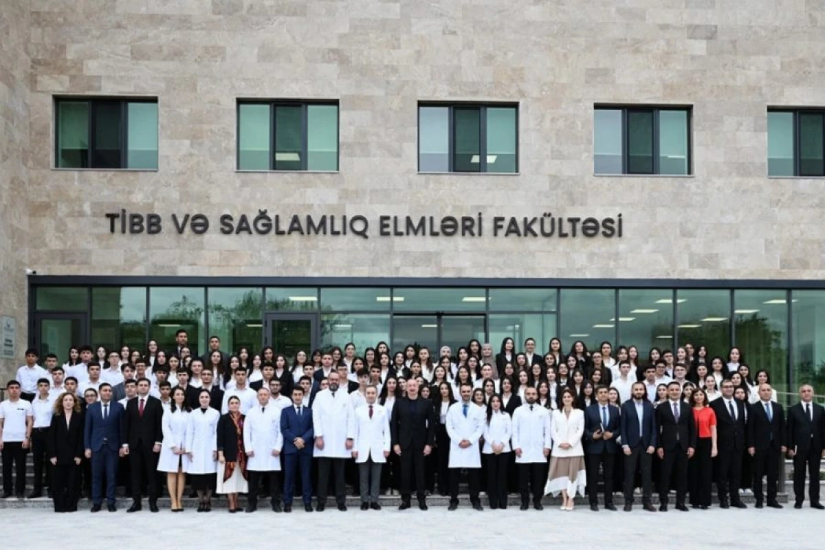 Prezident Qarabağ Universitetində yeni binaların açılışında iştirak etdi
