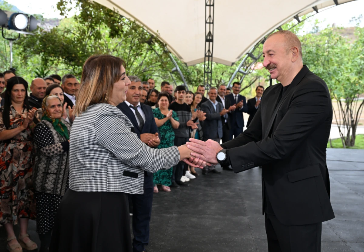 Prezident İlham Əliyev Xocalının Badara, Daşbulaq, Seyidbəyli və Şuşakənd kəndlərinin sakinləri ilə görüşdü - YENİLƏNDİ — 5