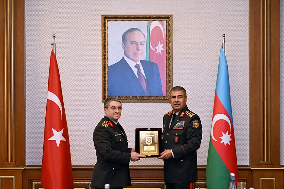 Türkiyənin Baş Qərargah rəisi Azərbaycana gəldi