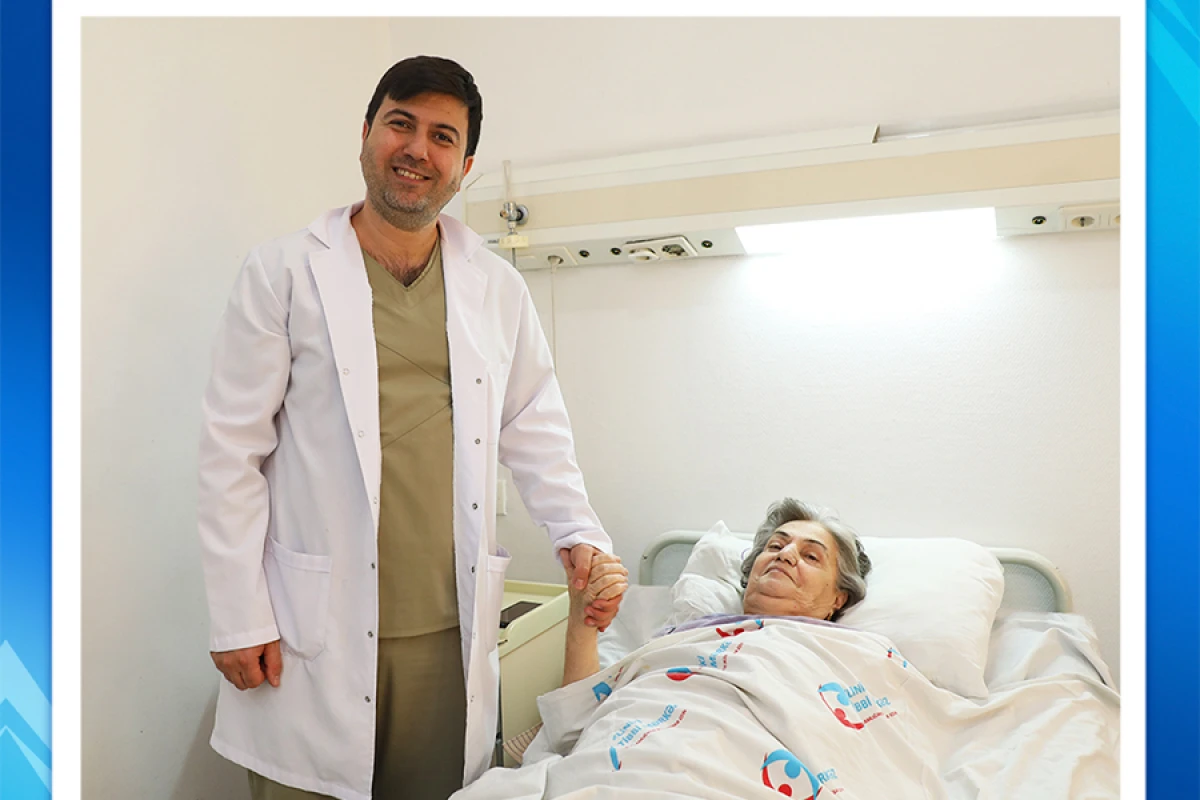 İflic olan yaşlı xəstədə böyrək törəməsi əməliyyatı icra edildi