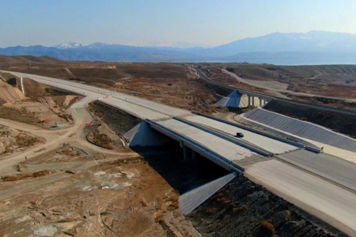 Horadiz–Cəbrayıl–Zəngilan–Ağbənd yolunun tikintisi 95 % icra olunub