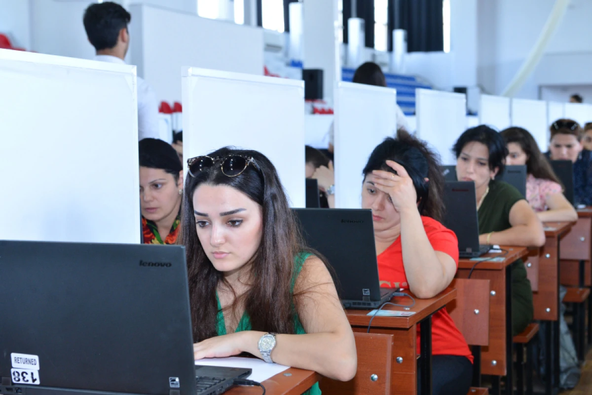 Növbəti müsahibələr barədə məlumatlar müəllimlərin şəxsi kabinetlərinə göndərildi