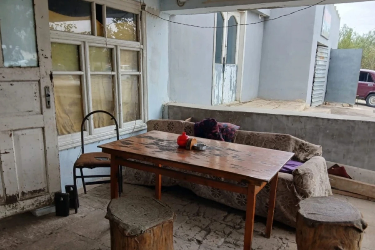 Biləsuvarda qanunsuz fəaliyyət göstərən kafe aşkarlandı