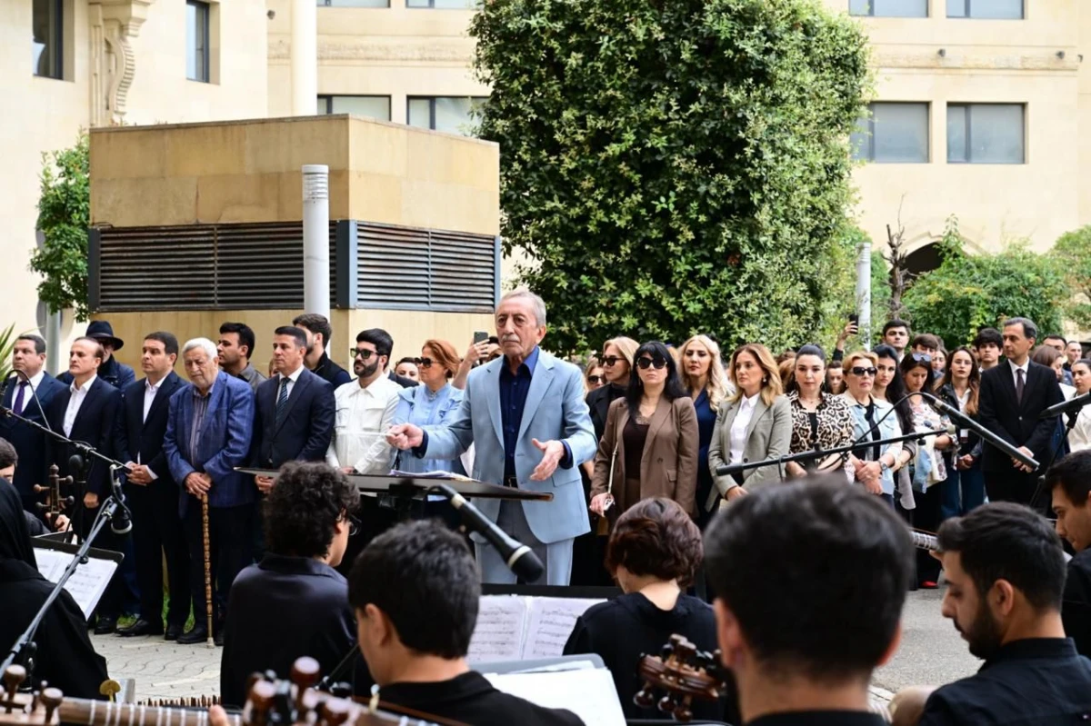Üzeyir Hacıbəyli XVII Beynəlxalq Musiqi Festivalı təntənə ilə başlandı — 8