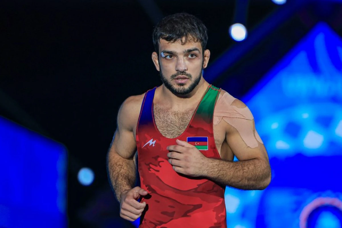 Güləşçimiz dünya çempionatının finalına yüksəldi