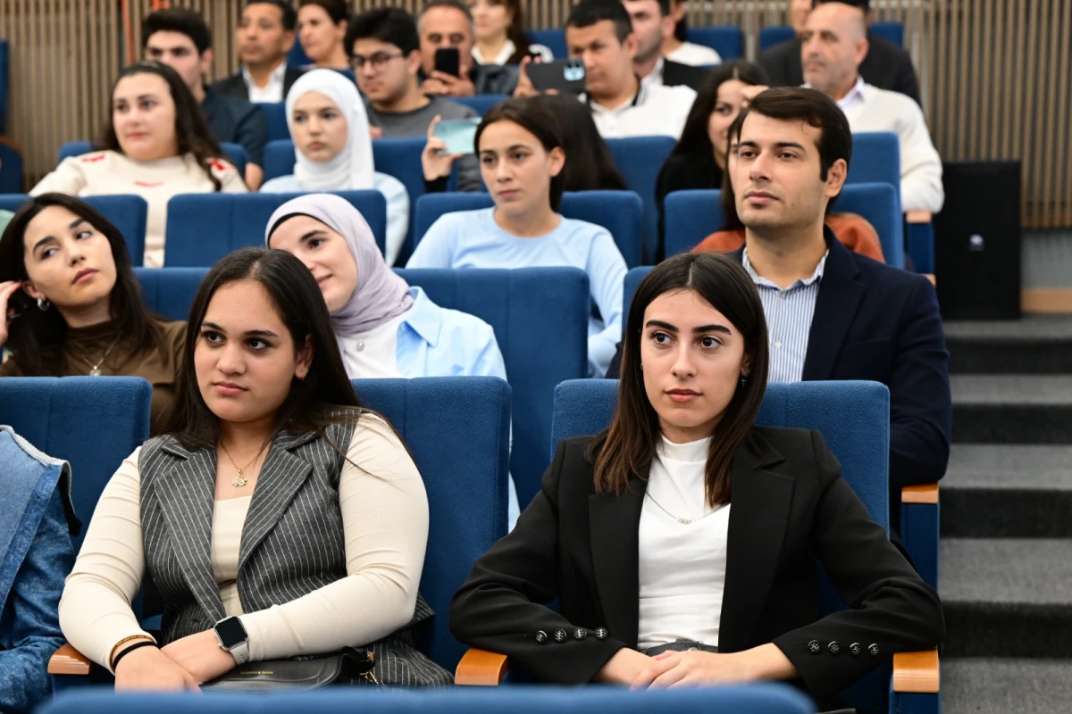 Üzeyir Hacıbəylinin “Arşın mal alan” operettası Xankəndidə nümayiş olundu — 6