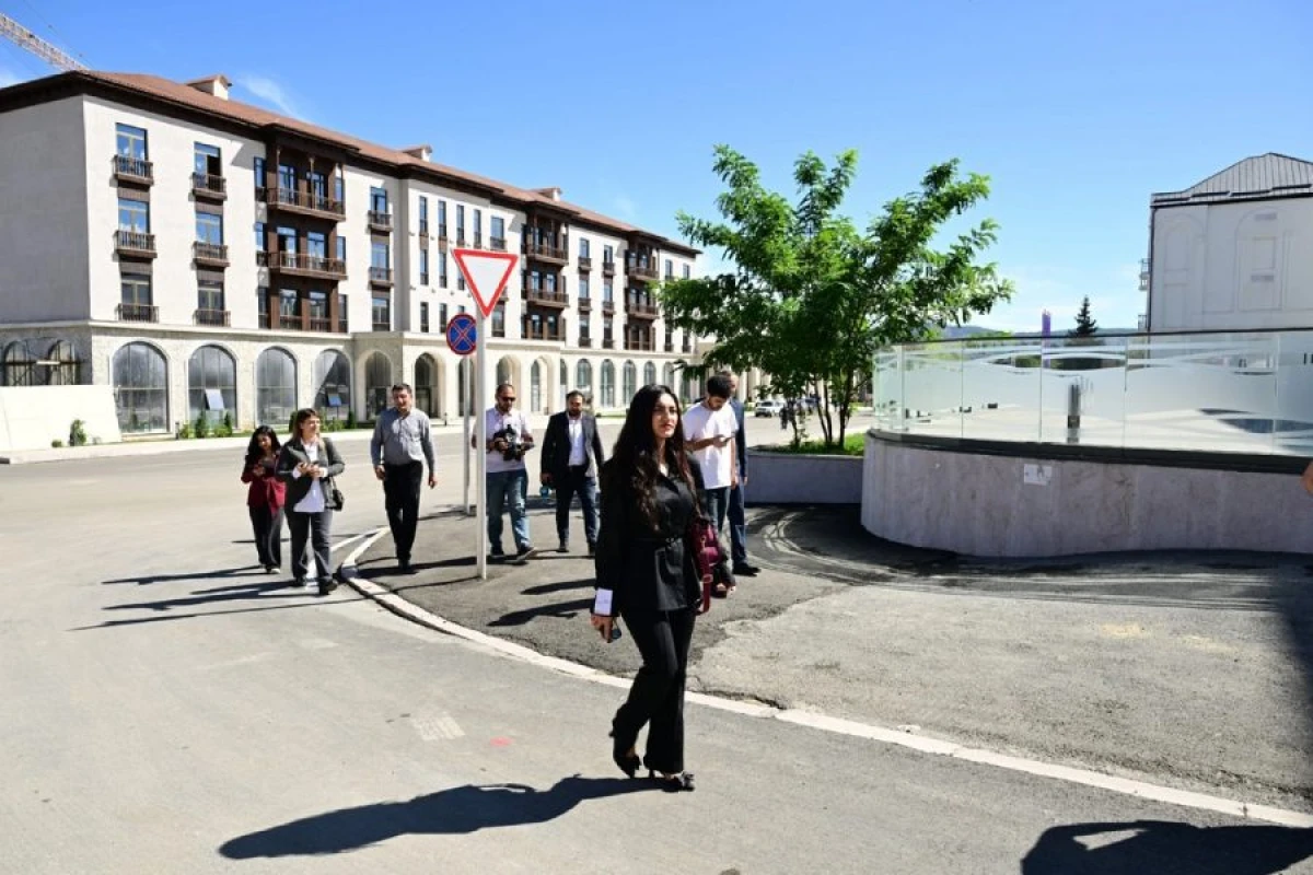 Dövlət Suverenliyi Günü münasibətilə Xankəndi şəhərinə mediatur təşkil olundu — 3