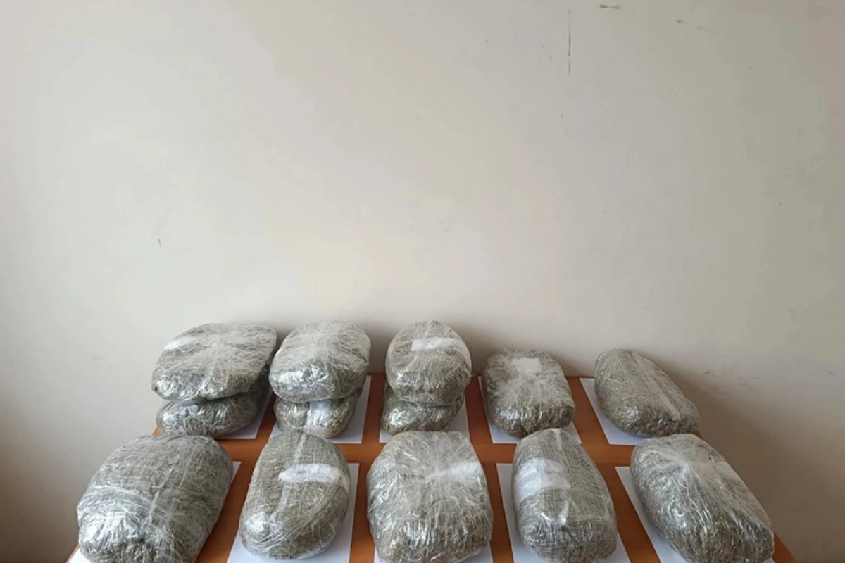 İrandan 13 kq narkotik vasitənin keçirilməsinin qarşısı alındı