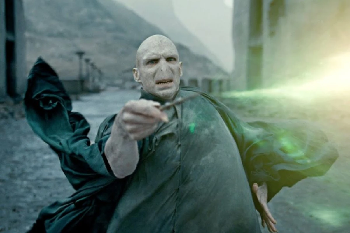 "Harri Potter"da Voldemort qadın obrazı ola bilər