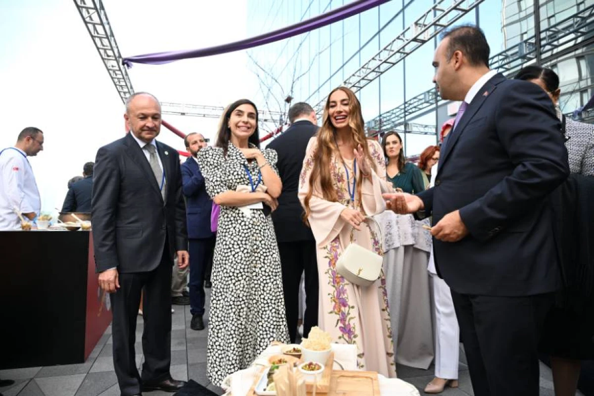 Leyla Əliyeva və Arzu Əliyeva Nyu-Yorkda “Anadolunun qapıları arxasındakı xəzinələr” adlı sərgidə iştirak etdilər