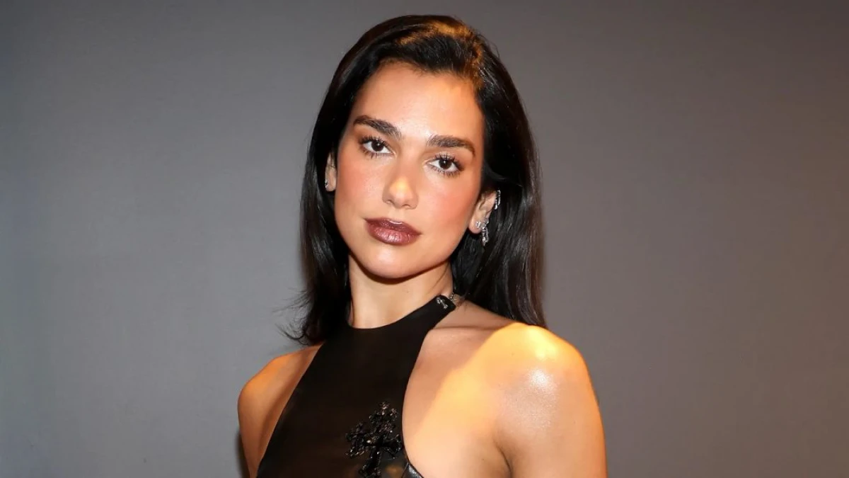 Dua Lipa İsrail tərəfdarı fikirlərə görə agentin işdən çıxarılması iddiasını rədd etdi