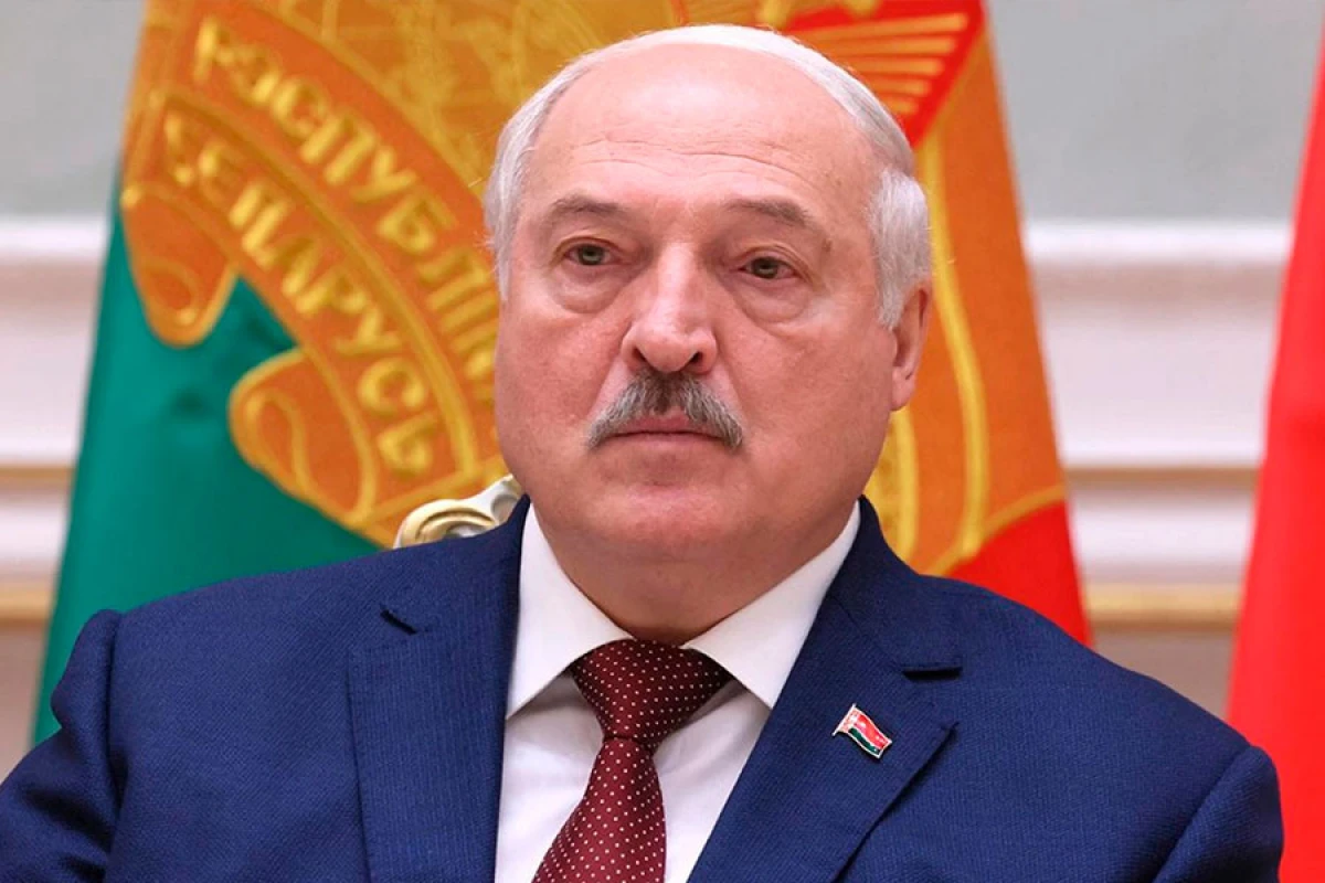 Lukaşenko Rusiyaya işgüzar səfərə yola düşdü