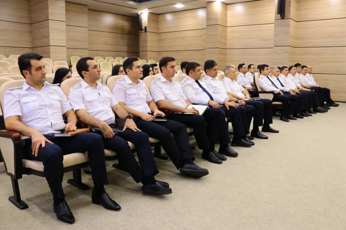 Gənc prokurorluq işçiləri ilə görüş keçirildi — 5