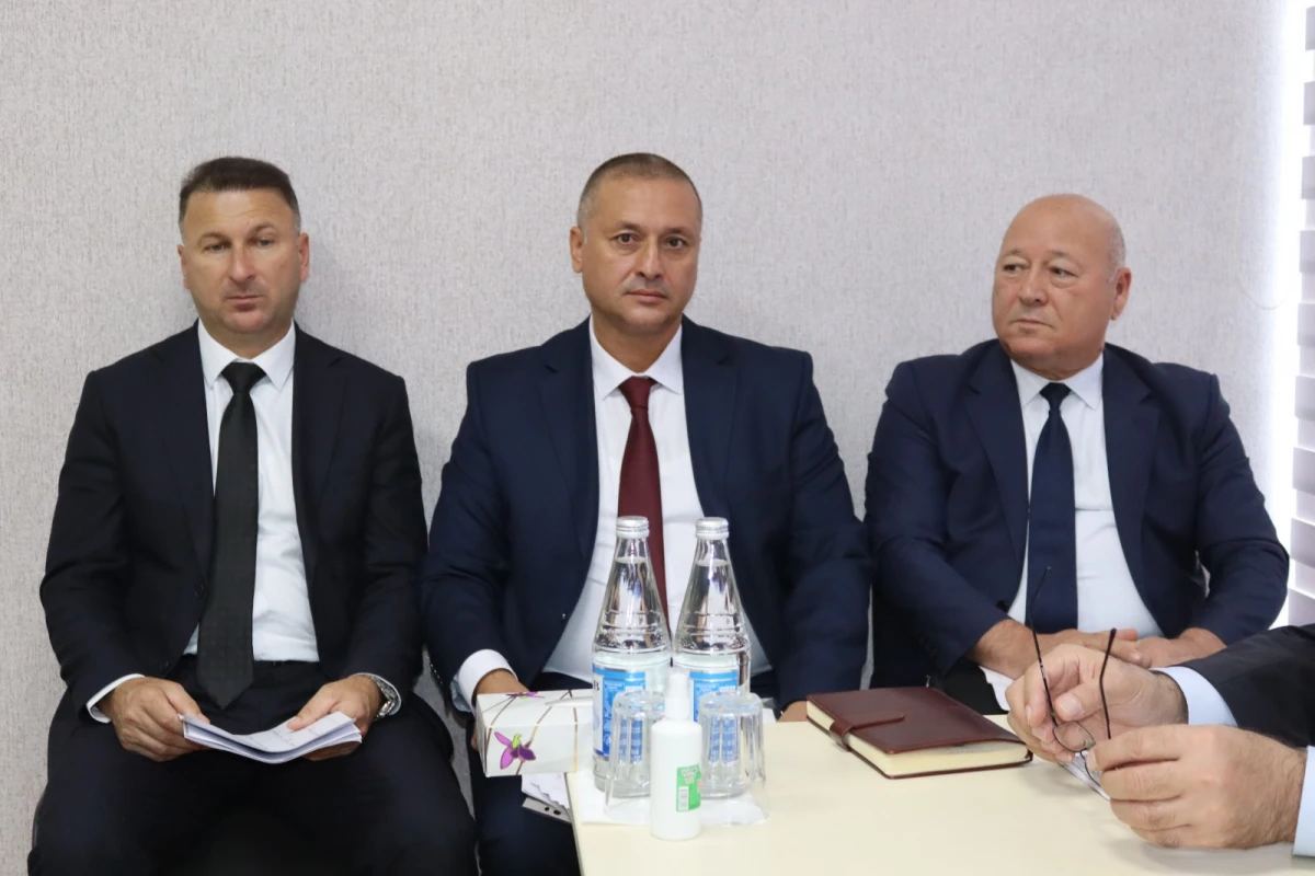 Zaur Mikayılov Xaçmazda vətəndaşlarla görüşdü — 8