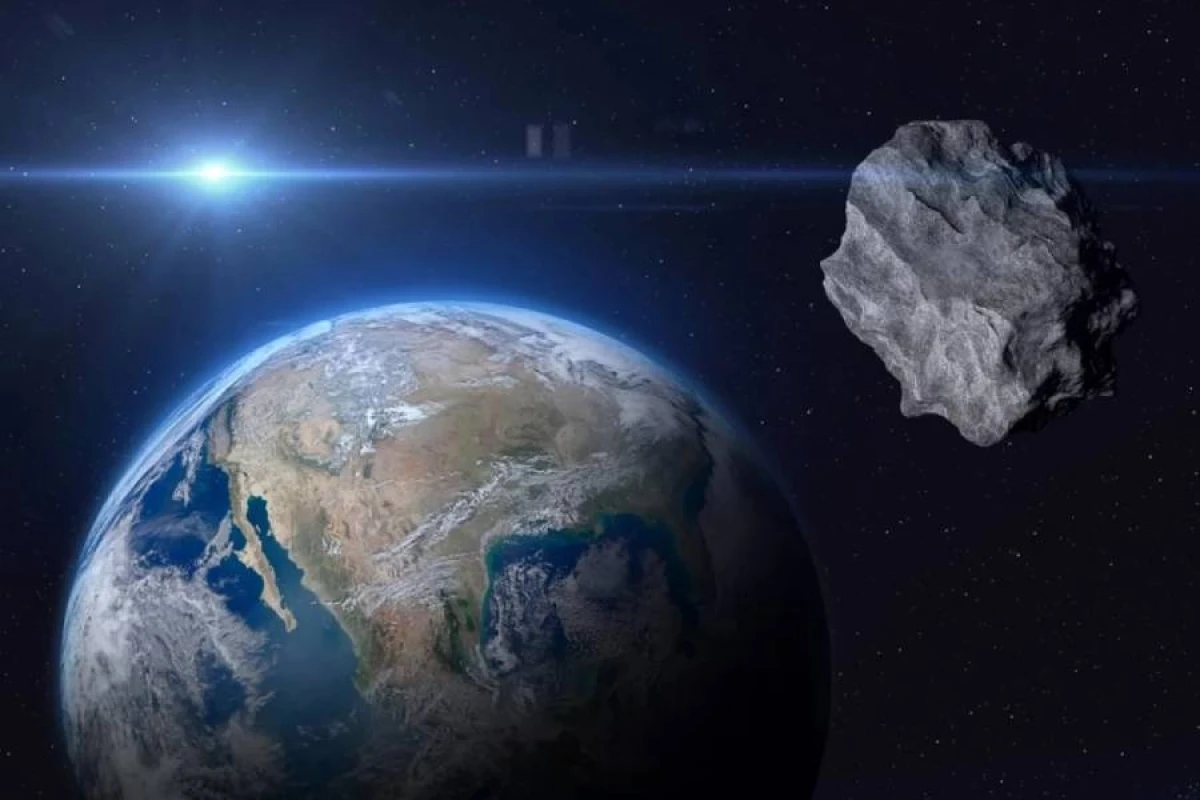 İki metrlik asteroid Yerə yaxın məsafədən keçdi