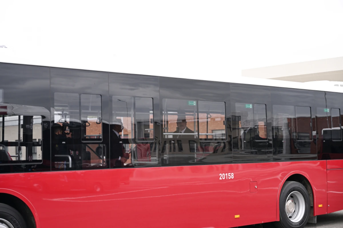 Prezident İlham Əliyev “BakuBus” MMC-nin Gəncə Avtoparkının açılışında iştirak etdi — 2