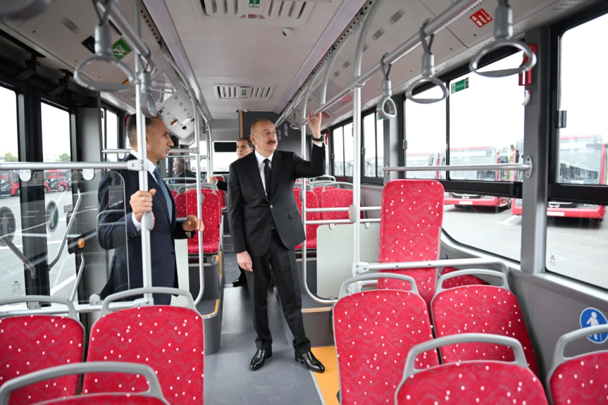 Prezident İlham Əliyev “BakuBus” MMC-nin Gəncə Avtoparkının açılışında iştirak etdi — 6