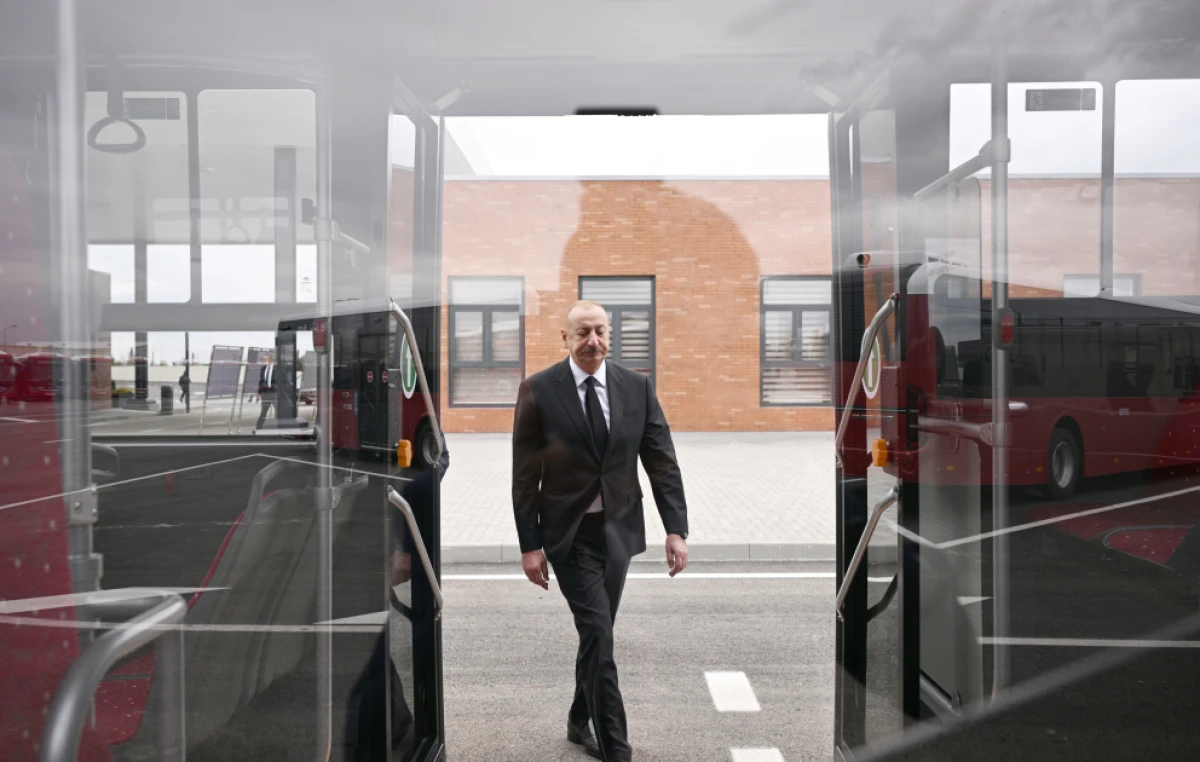 Prezident İlham Əliyev “BakuBus” MMC-nin Gəncə Avtoparkının açılışında iştirak etdi — 8