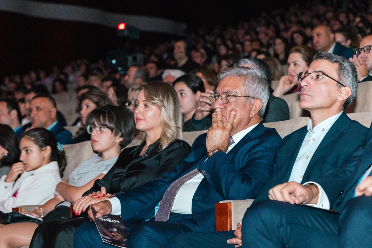Üzeyir Hacıbəyli Festivalı “Koroğlu” operasının yeni quruluşu ilə bağlandı — 1