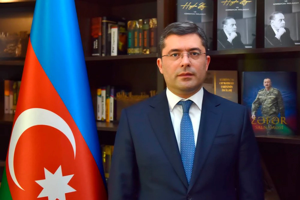 Əhməd İsmayılov süni intellektin mətbuatda tətbiqindən danışdı