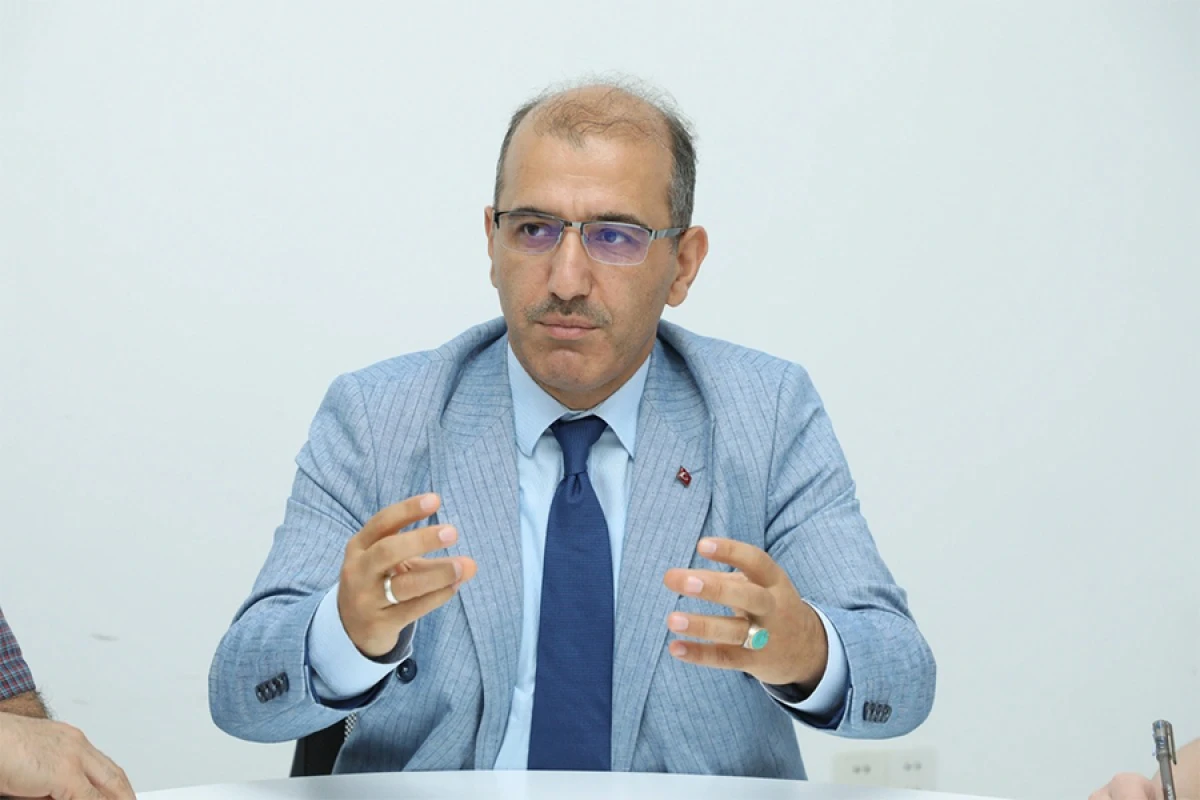 Alptekin Cihangir İşbilir: Türkiyə-Azərbaycan münasibətlərini pozmağa çalışan qüvvələr var