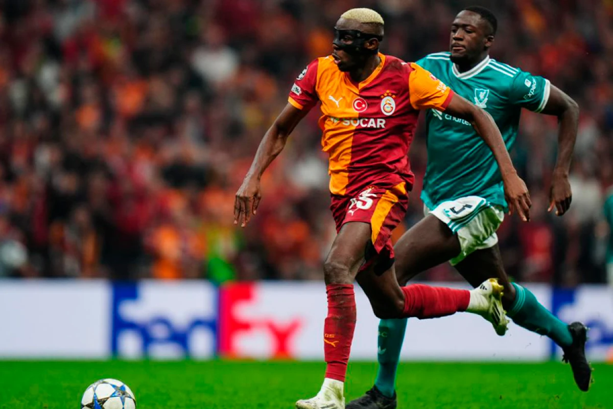 “Qalatasaray” “Liverpul”la himn üzərindən zarafat etdi