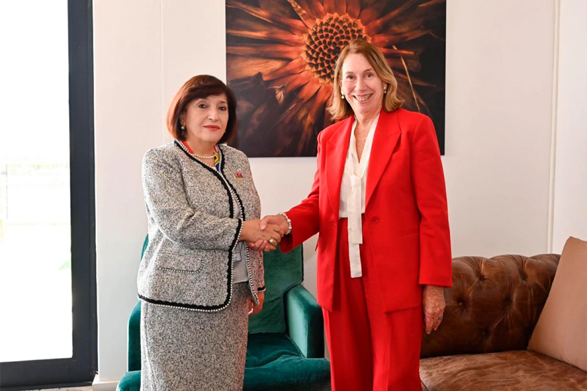 Sahibə Qafarova Avstraliya Senatının sədri ilə görüşdü