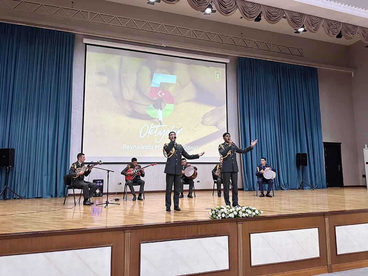 Xüsusi təyinatlı təhsil müəssisələrində Beynəlxalq Müəllimlər Günü qeyd olundu — 8