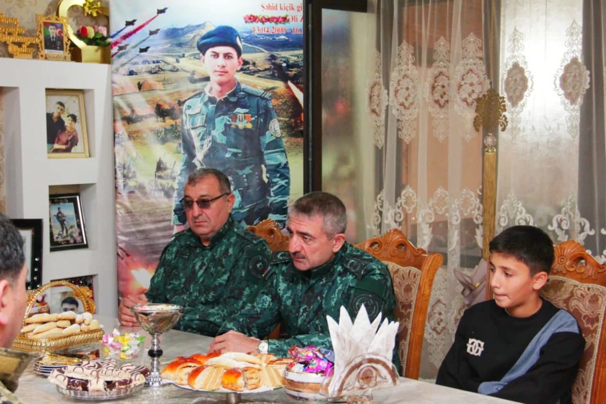 DSX-nin rəhbər heyəti şəhid ailələrini ziyarət etdi — 7