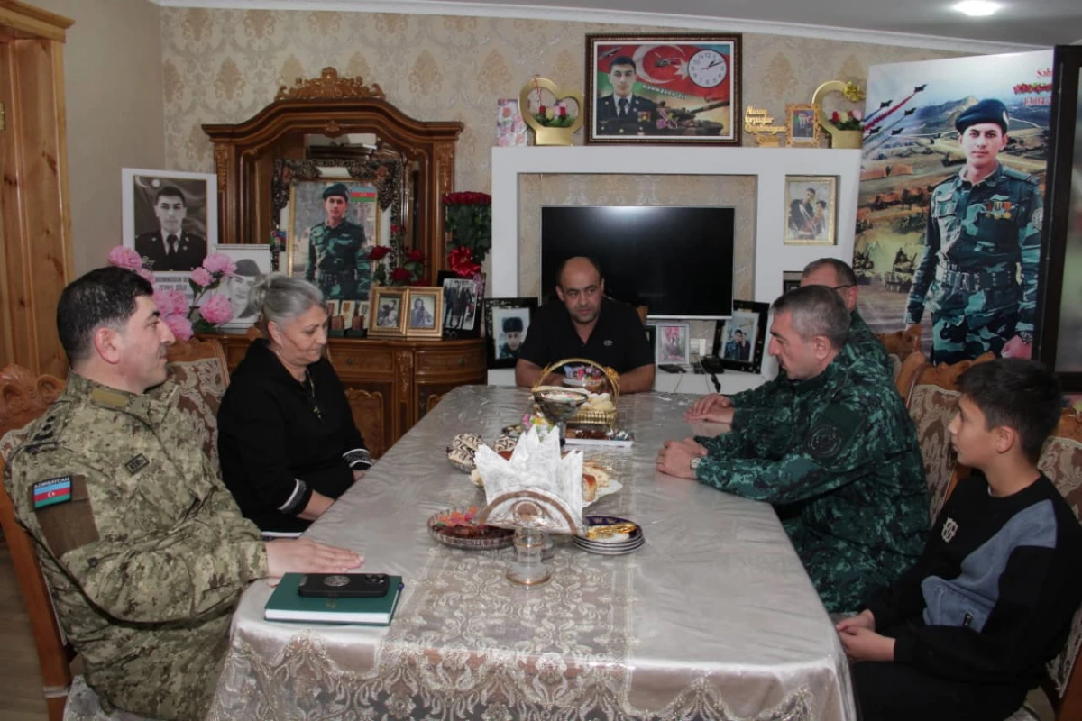 DSX-nin rəhbər heyəti şəhid ailələrini ziyarət etdi — 8