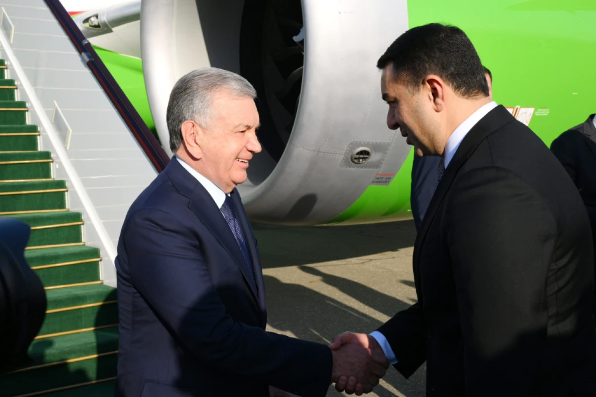 Şavkat Mirziyoyev Azərbaycanda səfərdədir — 3