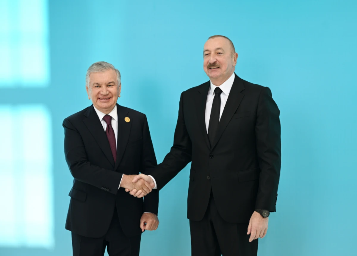 Prezident dövlət və hökumət başçılarını qarşıladı - YENİLƏNDİ — 11