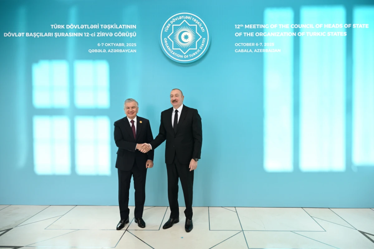 Prezident dövlət və hökumət başçılarını qarşıladı - YENİLƏNDİ — 14