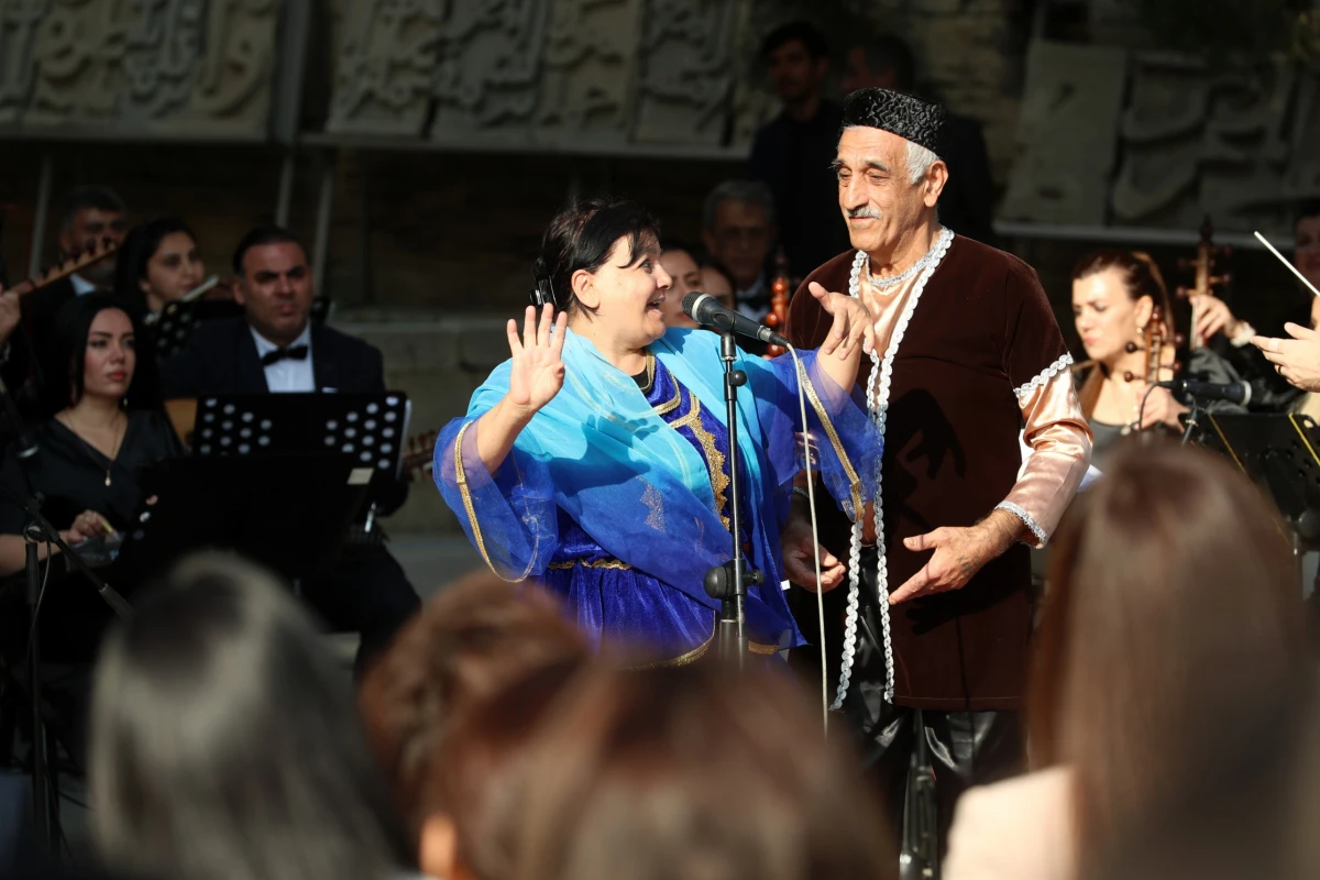“Arşın mal alan” tamaşası nümayiş olundu — 1
