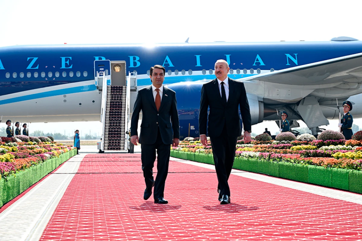 Azərbaycan Prezidenti İlham Əliyev Tacikistana səfərə gəldi