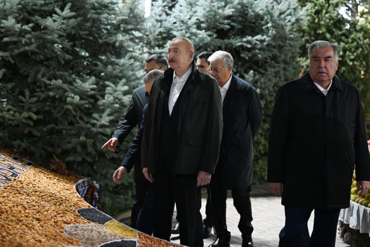 Prezident Düşənbədə MDB dövlət başçılarının qeyri-rəsmi şam yeməyində iştirak edir