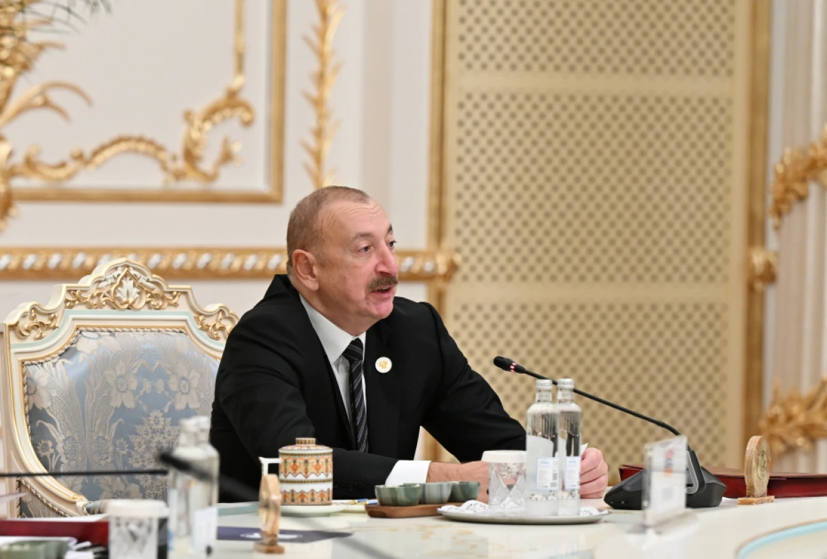 Prezident İlham Əliyev Düşənbədə MDB Dövlət Başçıları Şurasının məhdud tərkibdə iclasında çıxış etdi - YENİLƏNDİ 2 — 3