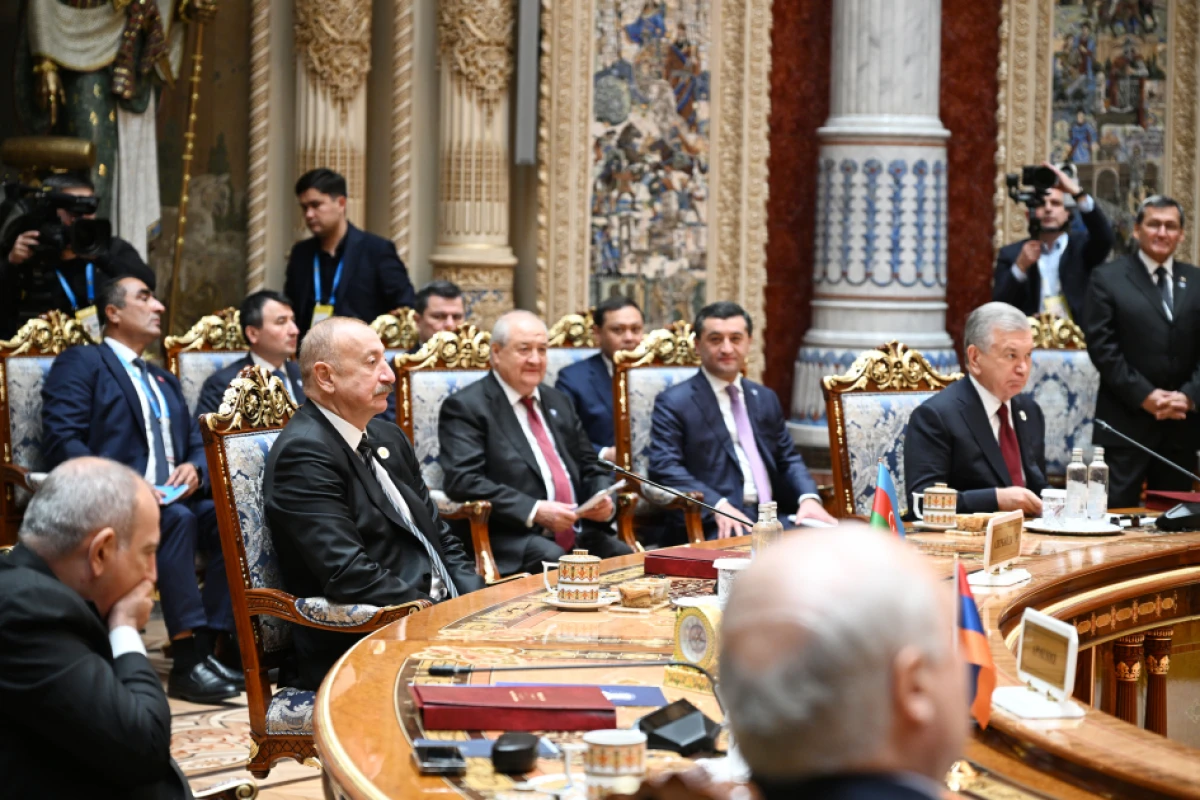 İlham Əliyev MDB Dövlət Başçıları Şurasının geniş tərkibdə iclasında iştirak etdi -YENİLƏNİB — 2