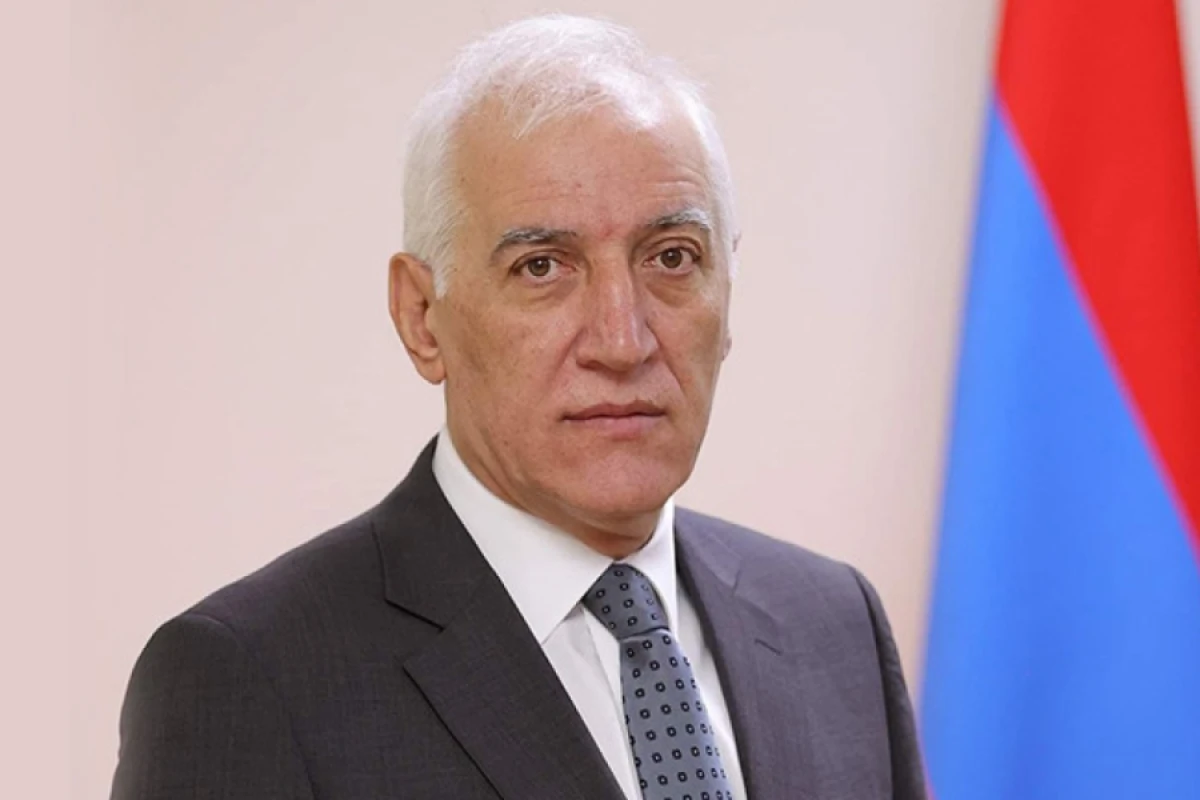 Ermənistanda Baş Qərargah rəisi vəzifəsindən azad edildi