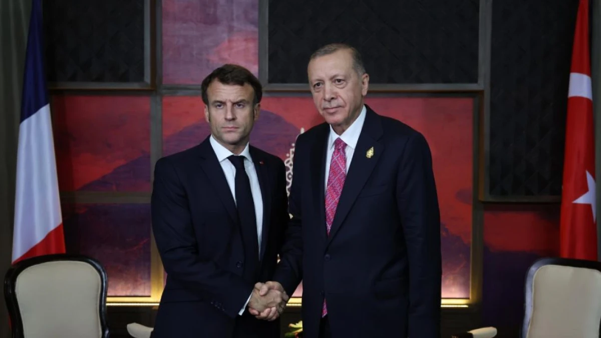 Ərdoğan Makronla görüşdü