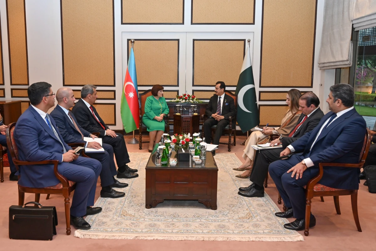 Sahibə Qafarova Pakistan Senatının sədri ilə görüşdü — 1