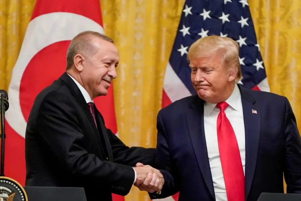 Tramp: "Ərdoğan Ukrayna münaqişəsinin həllinə kömək edə bilər"