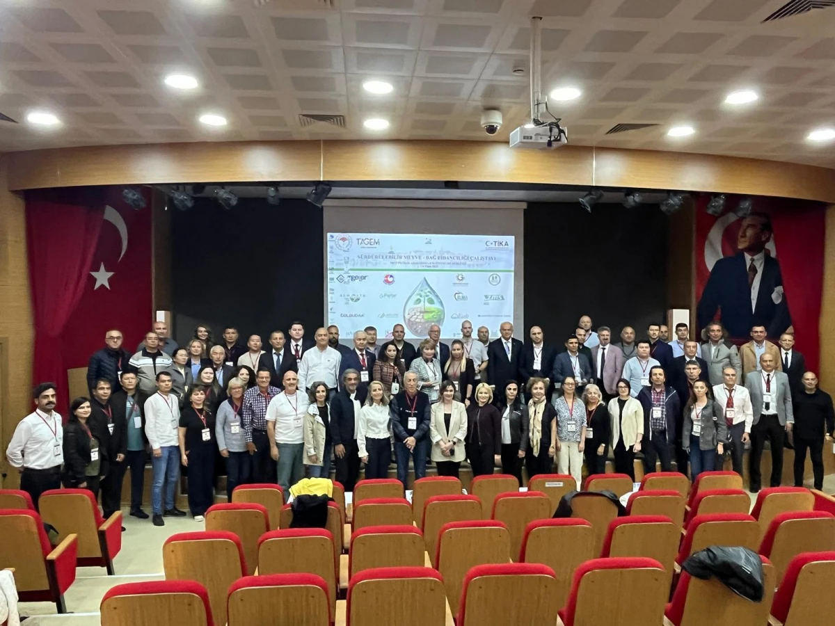 Azad Cəfərli Türkiyədə davamlı meyvə və üzüm tinglərinin istehsalı üzrə seminarda iştirak etdi — 2