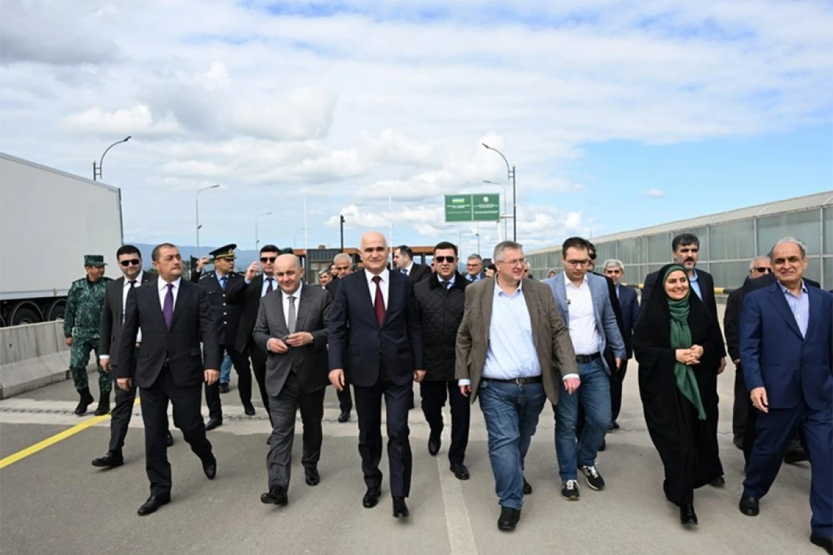 Azərbaycan, İran və Rusiya rəsmiləri Şimal-Cənub dəhlizinin infrastrukturuna baxış keçirdi