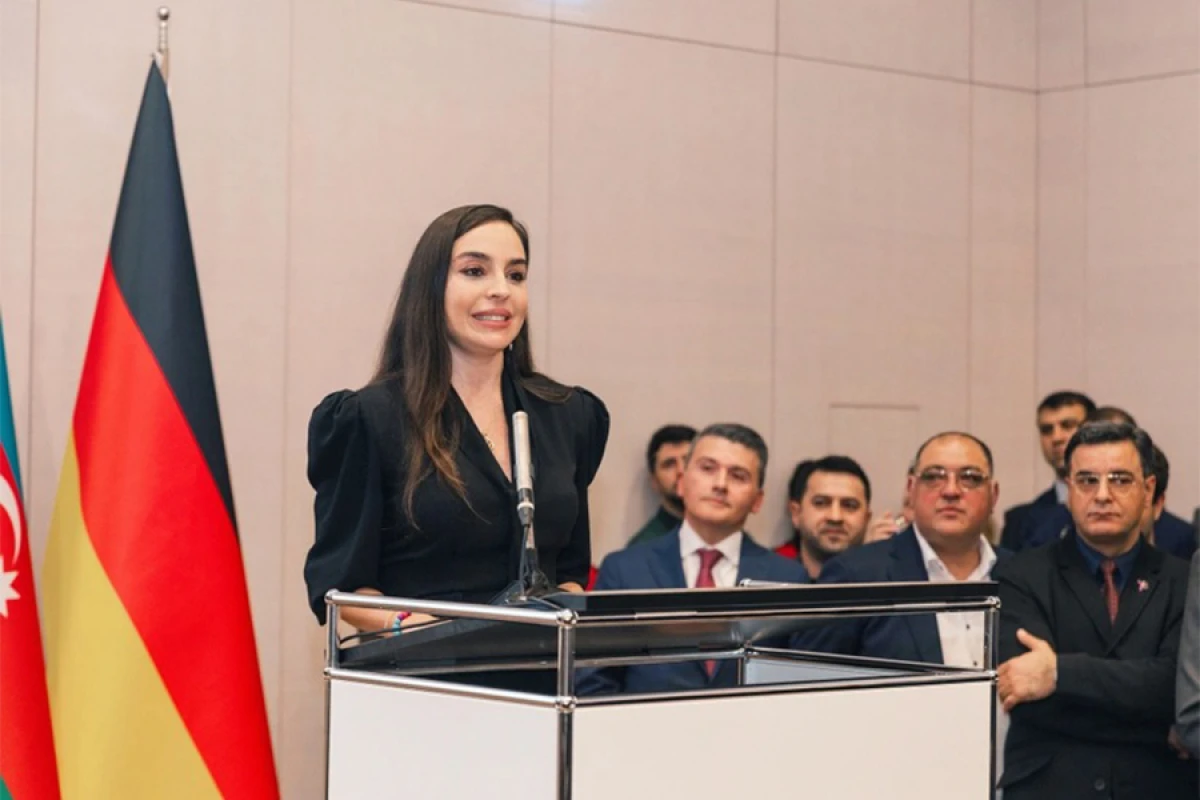Berlində MAMA "Ana təbiət" beynəlxalq incəsənət sərgisinin açılışı oldu
