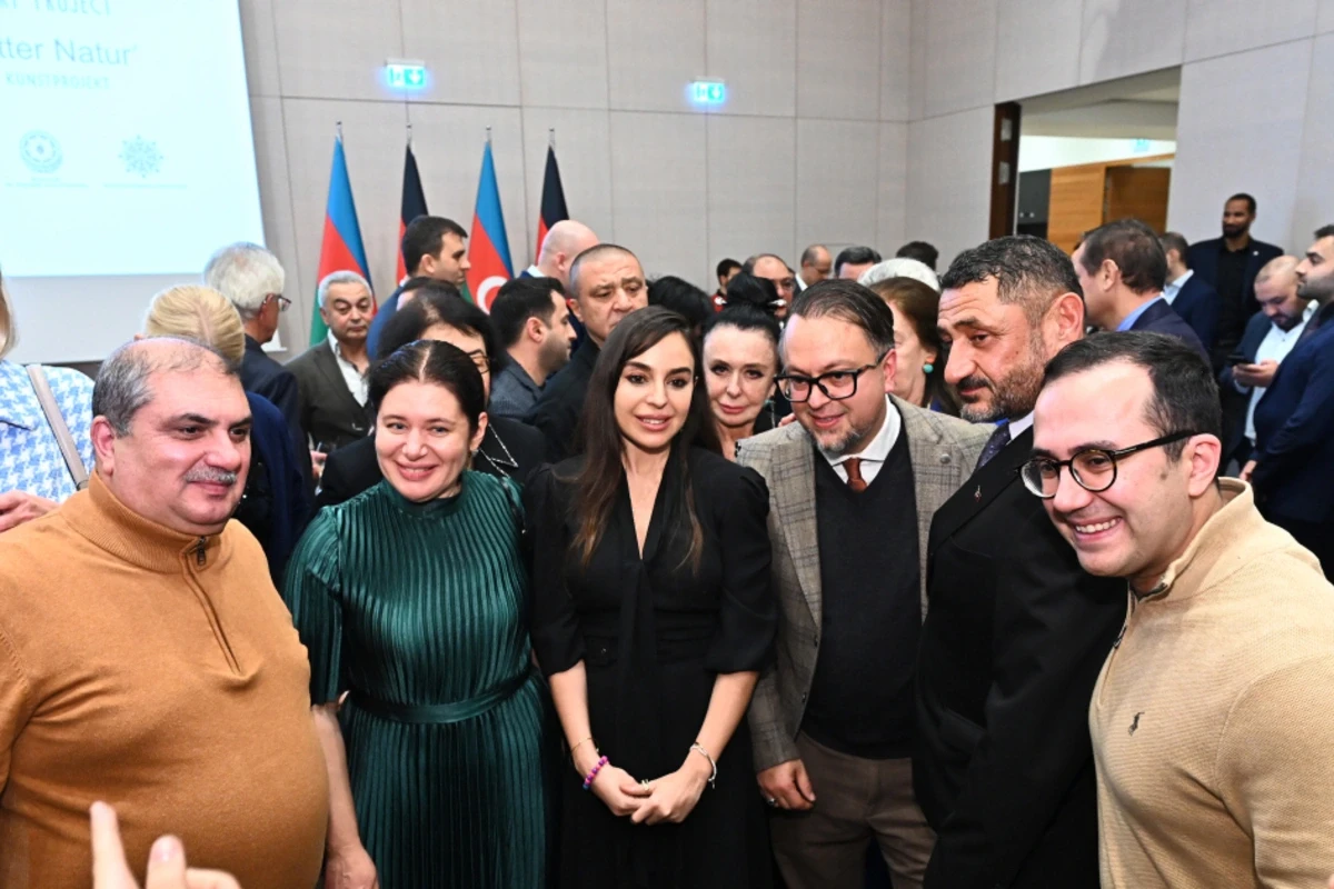 Berlində MAMA "Ana təbiət" beynəlxalq incəsənət sərgisinin açılışı oldu — 4