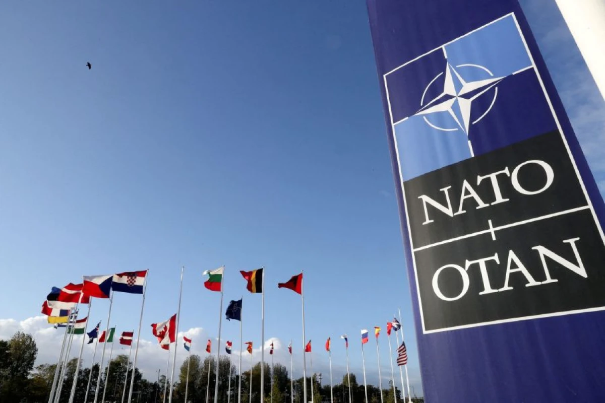 Rutte: NATO bir milyard insanın təhlükəsizliyi üçün hər şeyi edir
