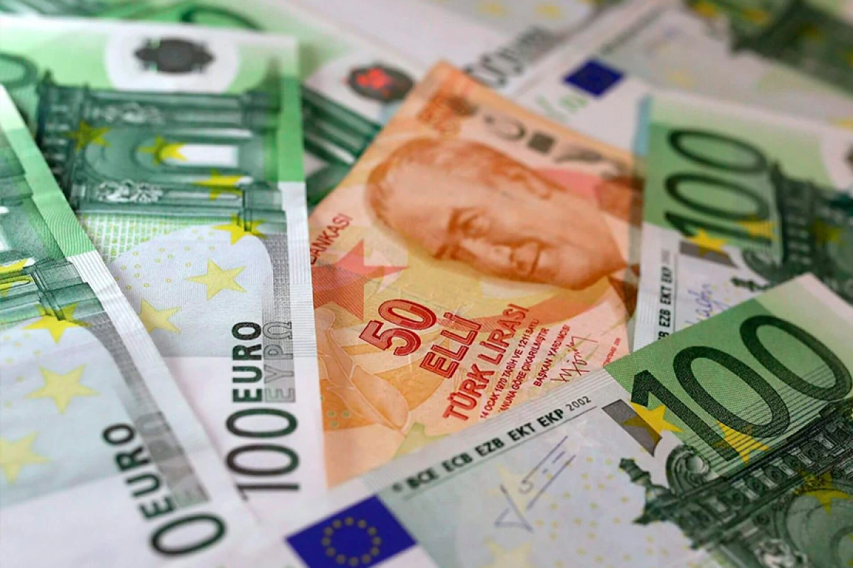 Avro və rubl bahalaşdı